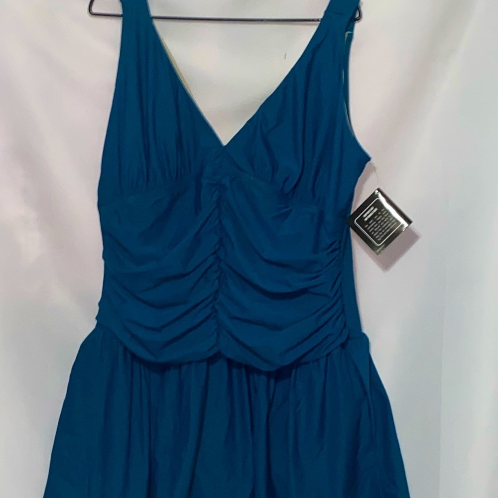 NEW Shape FX‎ Teal Ruched ON PIECE SWIM SUIT WO SIZE 24 BUILT IN LIMED BRA NEW